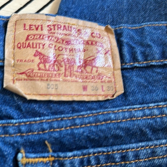 Levi's 505 Jeans 36 x 30 great condition little to no wear.. - Picture 3 of 5